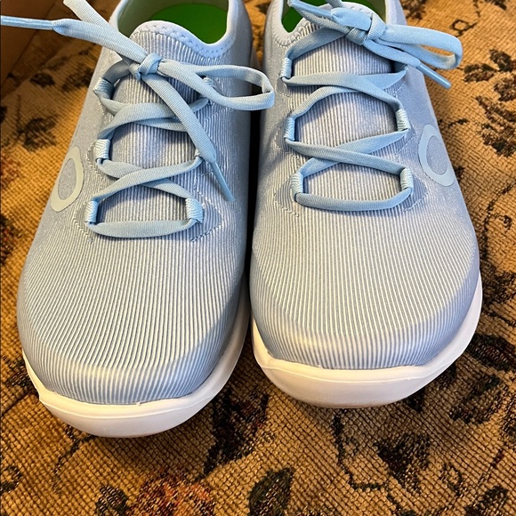 OOFOS Carolina Blue OOMG Sport LS Women’s Sneakers! Size 8.5 - Picture 5 of 11